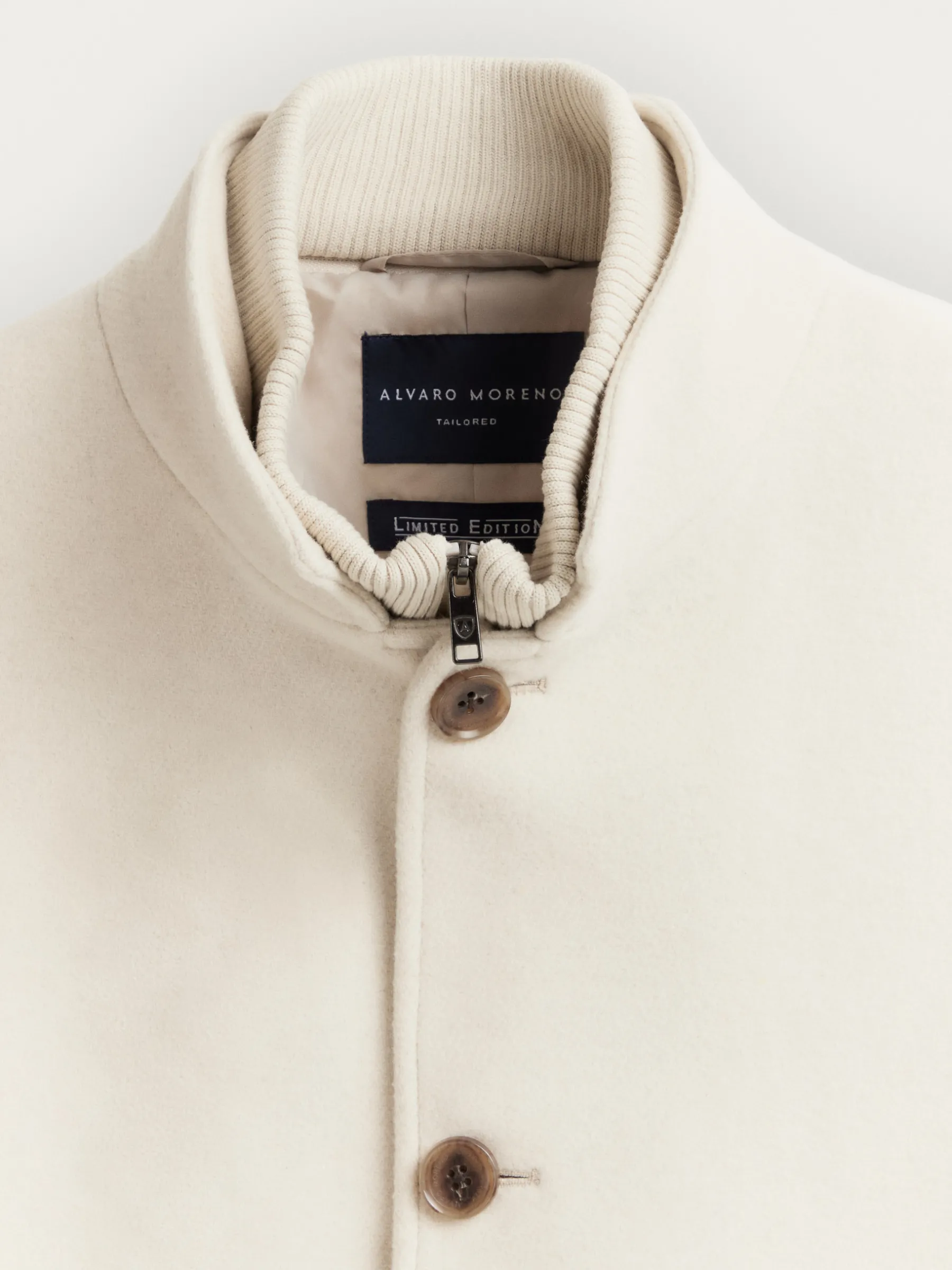 Abrigos<Alvaro Moreno ABRIGO STEVEN Crudo