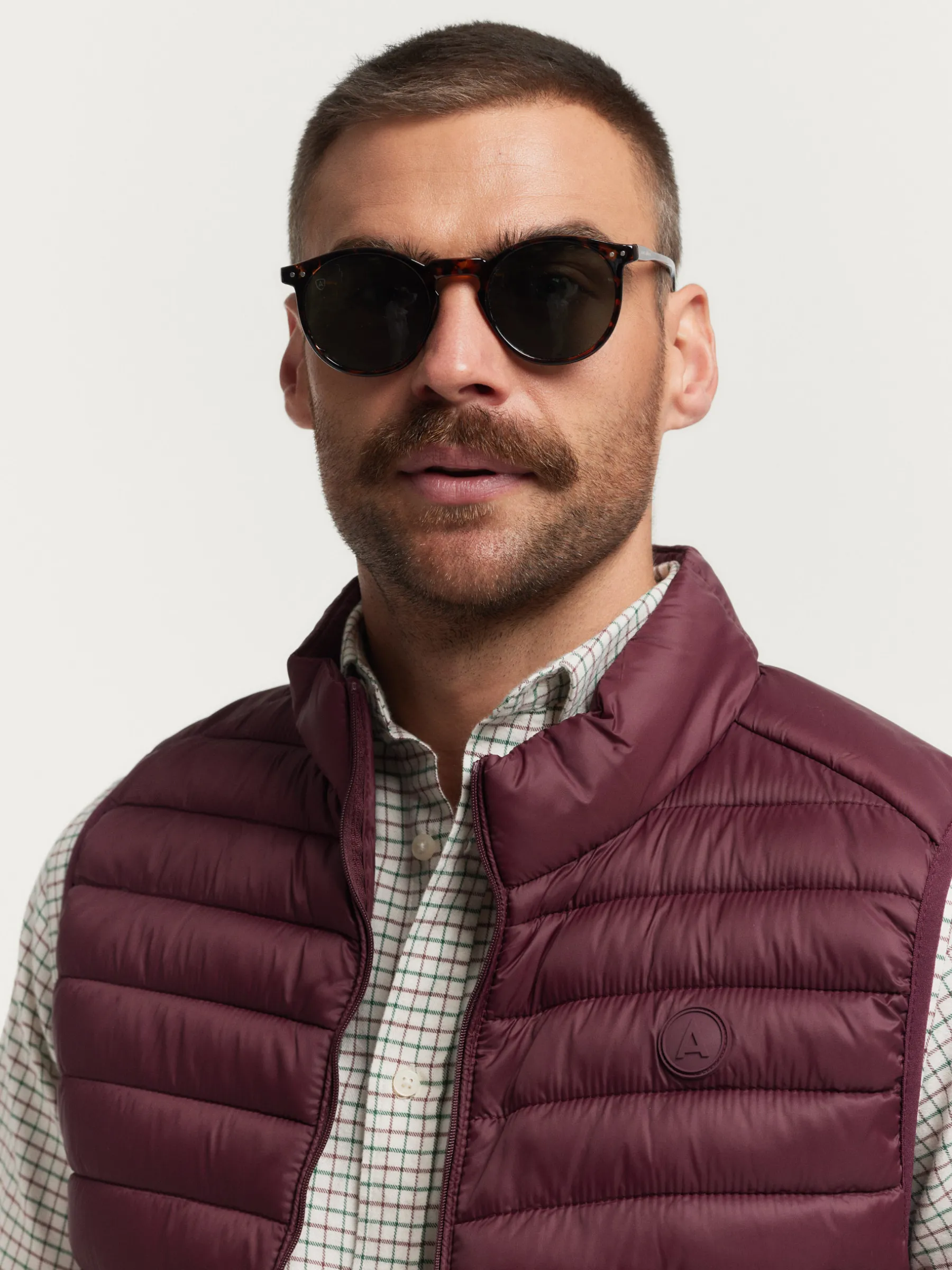 Chalecos<Alvaro Moreno CHALECO NIRO Burdeos