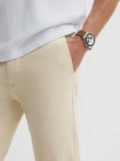 Chino<Alvaro Moreno PANTALON CHINO COMFORT Crudo