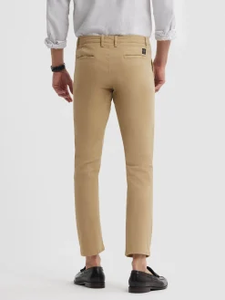 Chino<Alvaro Moreno PANTALON CHINO SLIM FIT Camel