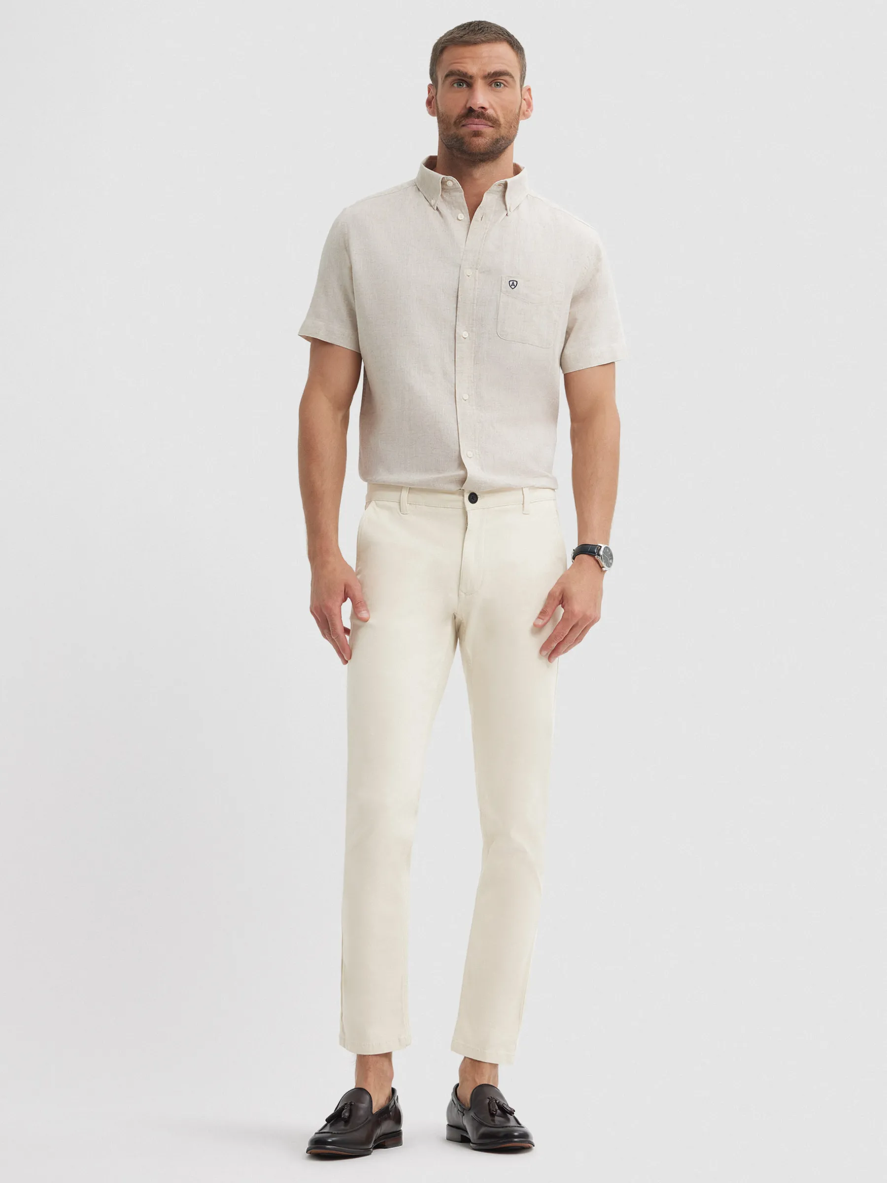 Chino<Alvaro Moreno PANTALON CHINO SLIM FIT Crudo