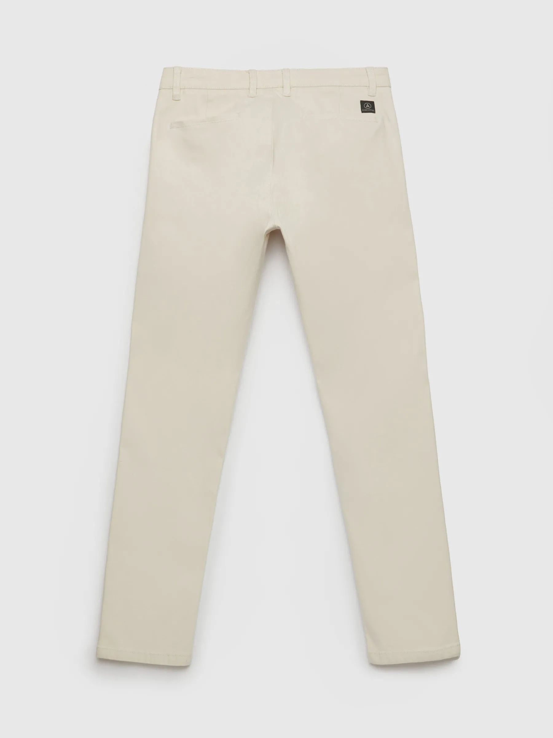 Chino<Alvaro Moreno PANTALON CHINO SLIM FIT Crudo