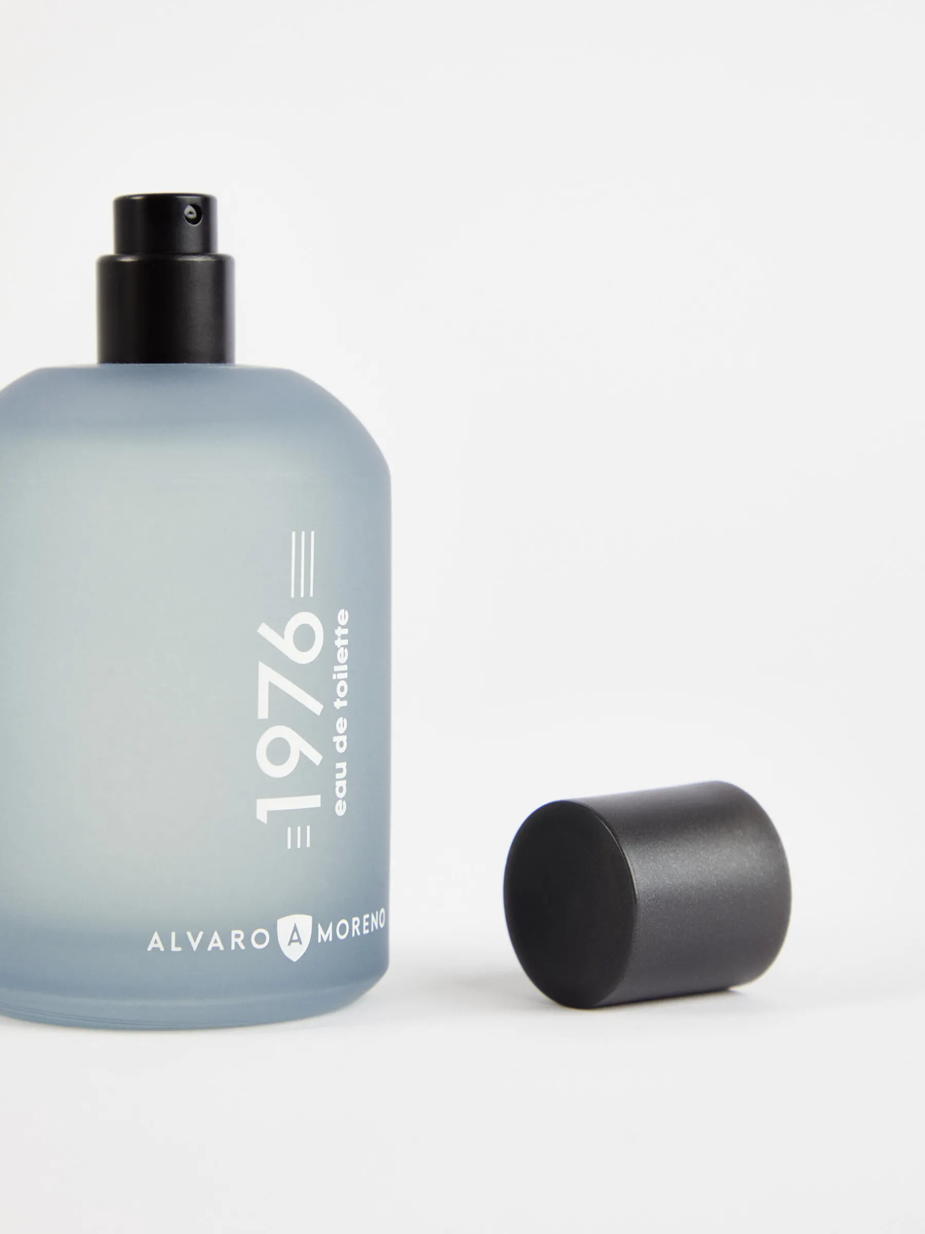 Perfumes<Alvaro Moreno PERFUME 1976 Gris