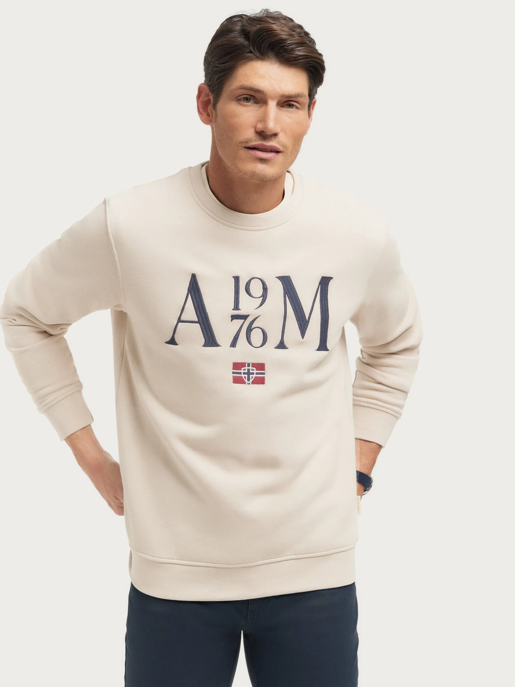 Sudaderas<Alvaro Moreno SUDADERA LEGEND Beige