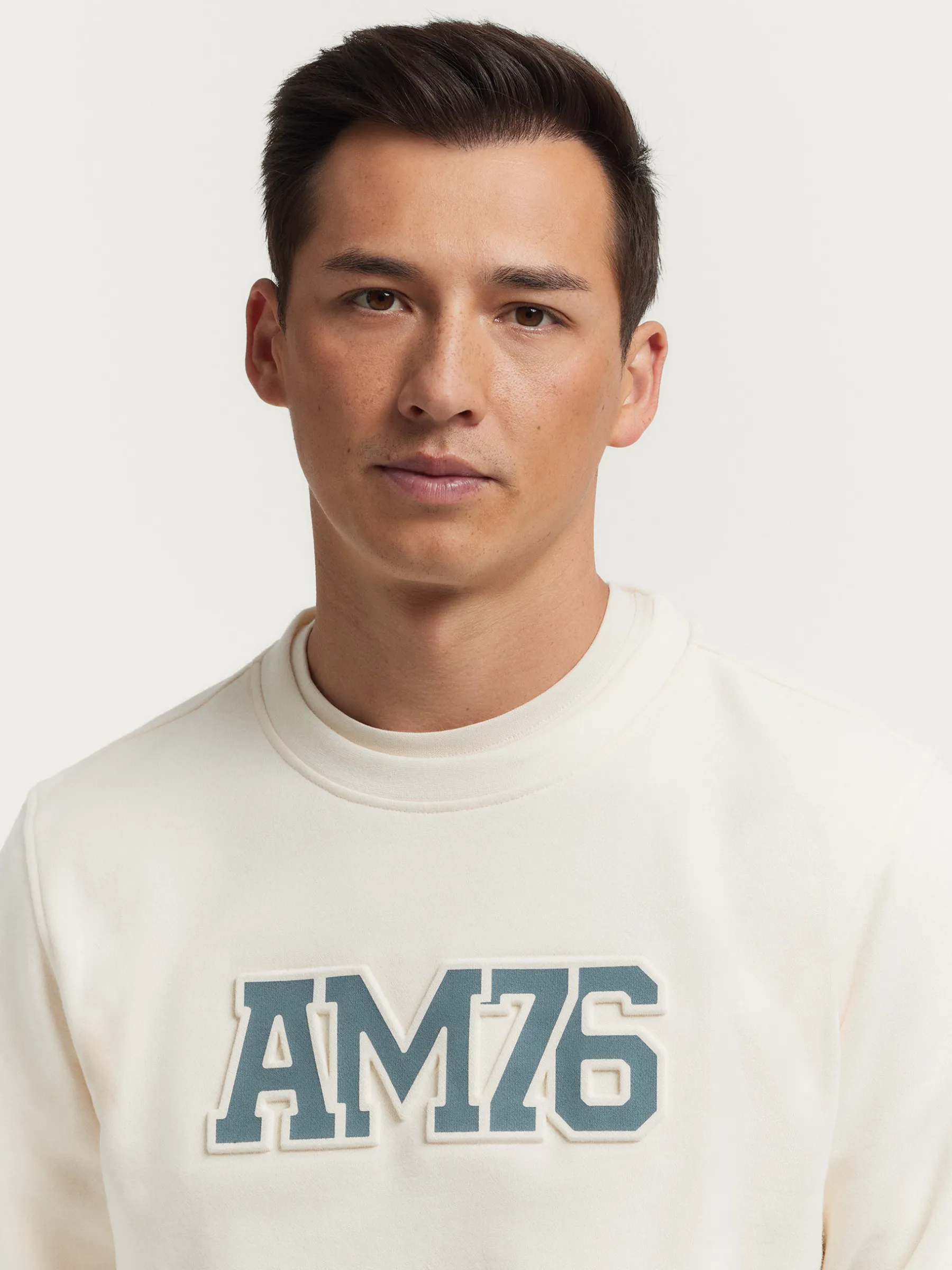 Sudaderas<Alvaro Moreno SUDADERA OFFICIAL Crudo